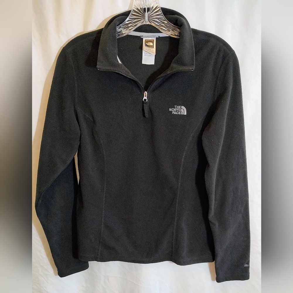 The North Face Black 1/4 Zip Fleece